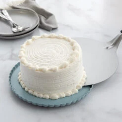 Nordic Ware Etagère ø 25 Cm Kunststof Blauw 7 Nordic Ware Etagère ø 25 Cm Kunststof Blauw -Kookwinkel Keuken Verkoopwinkel 50005 dessert stand w cake 780x780 52447.1617722755.1280.1280